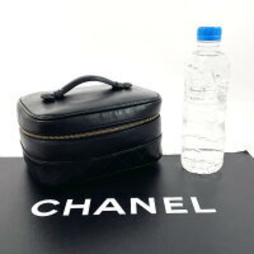 CHANEL Vanity Bicolore Handbag Black Lambskin - Picture 2 of 5